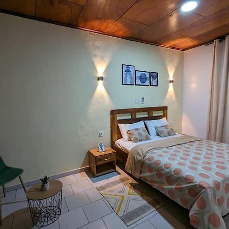 Appartement Meuble Yaoundé Extérieur photo