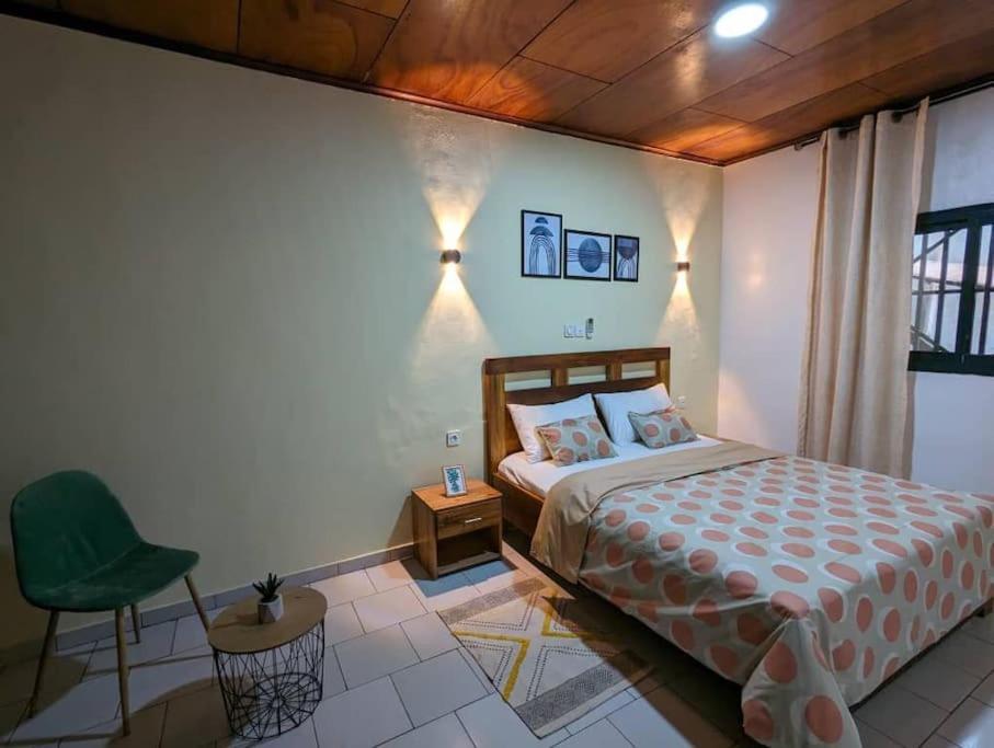 Appartement Meuble Yaoundé Extérieur photo